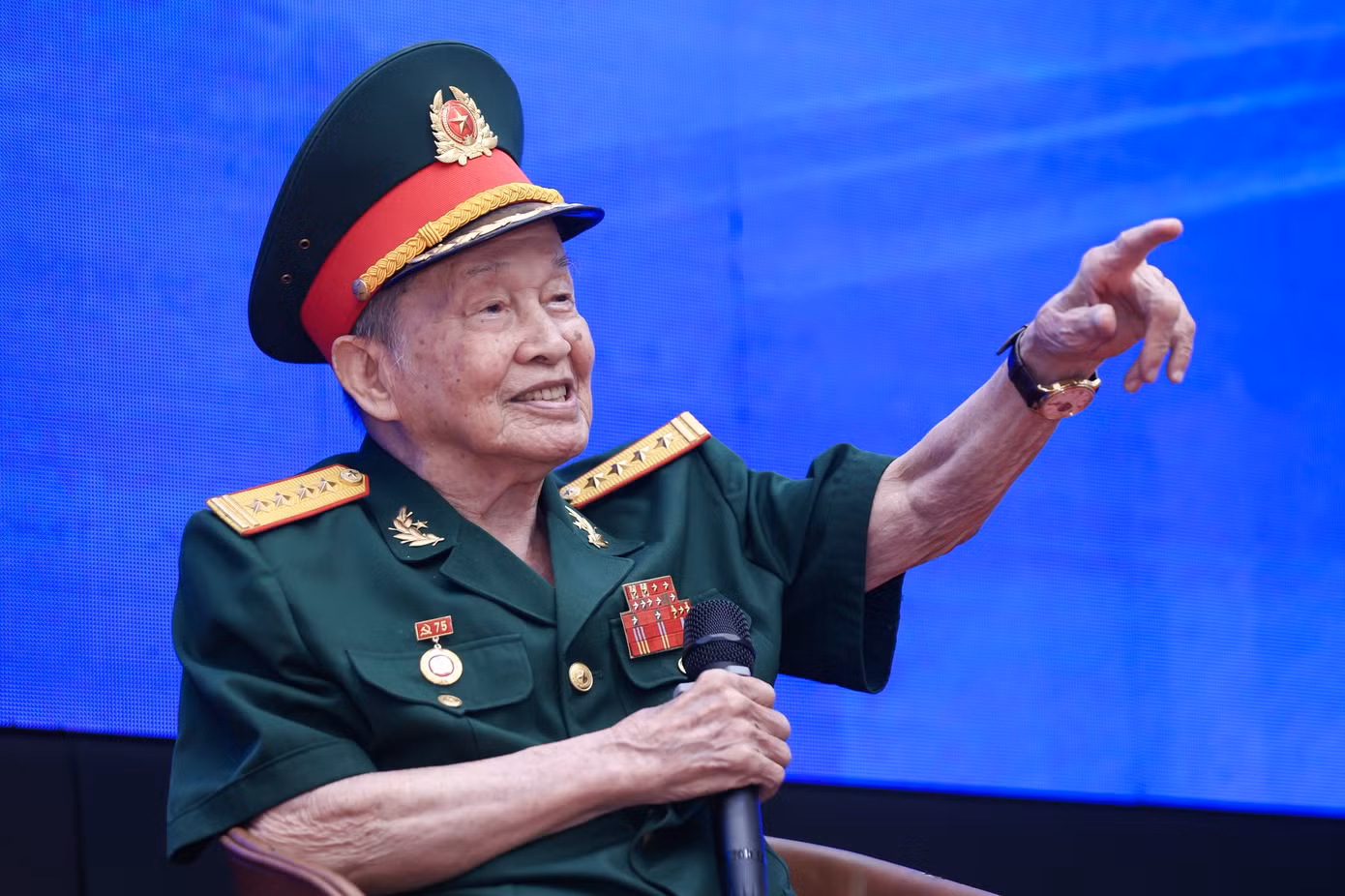 cuocthi50nam-dantri-namanh0d7a8981.jpg