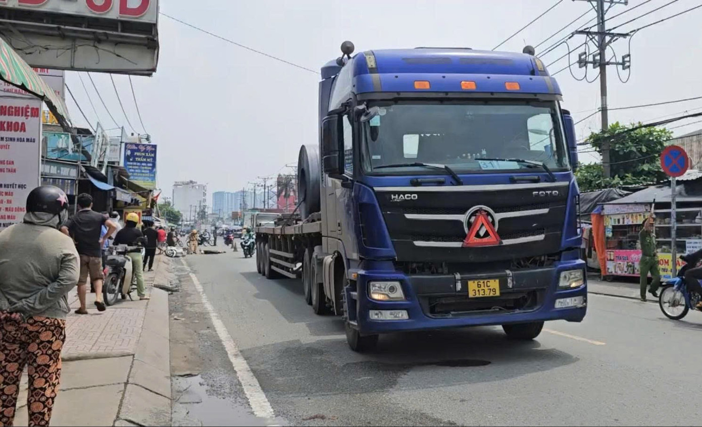 Hiện trường vụ tai nạn z7147101978936-139a8c4fd5d60006321367a7c615f7cf.jpg
