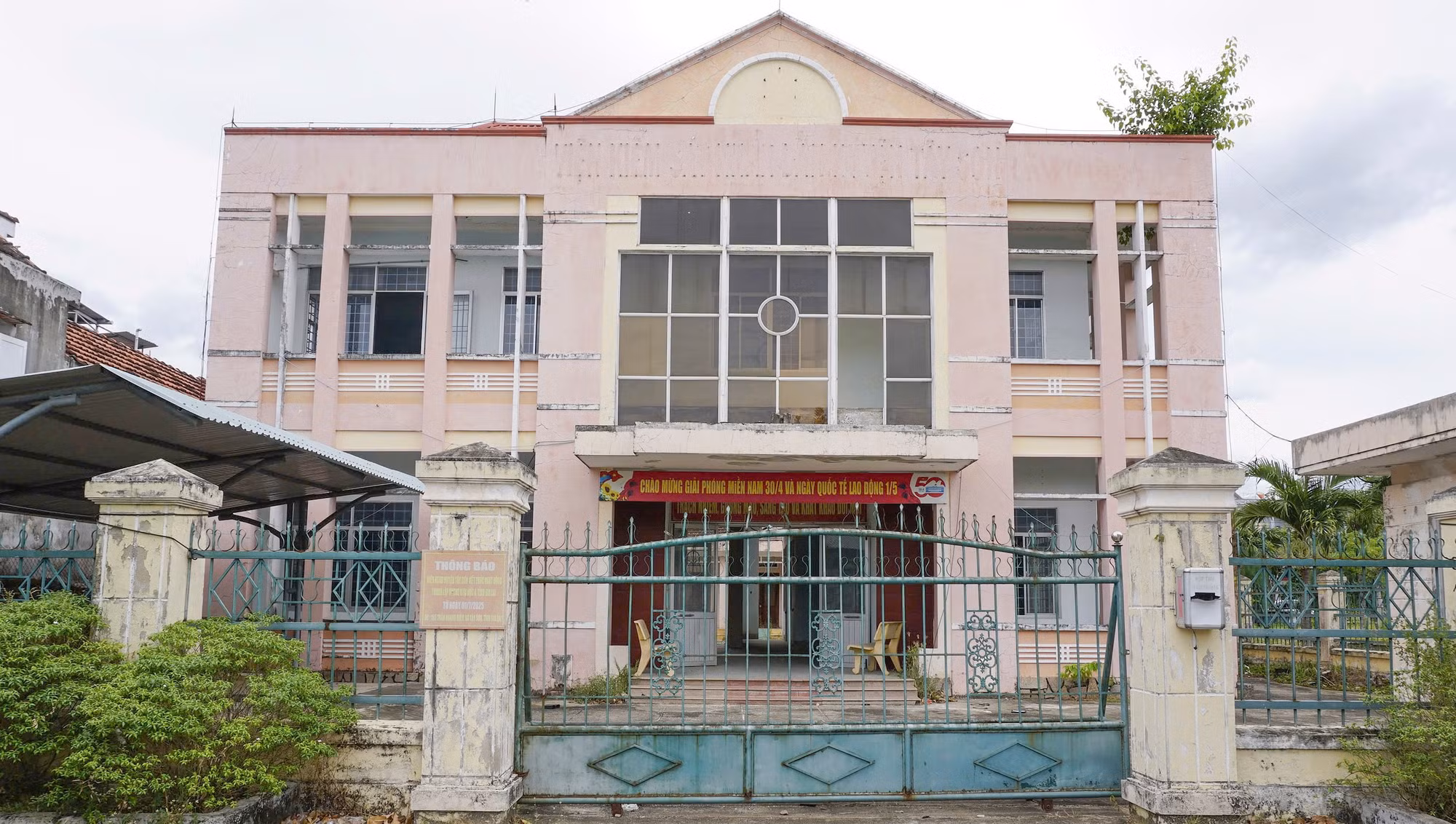 Thanh tra phát hiện hơn 1.000 cơ sở nhà, đất dôi dư bỏ trống, không sử dụng
