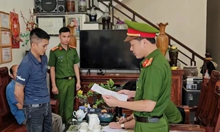 Khởi tố bị can Lâm Văn Chung về hành vi "Vi phạm quy định về an toàn thực phẩm". 