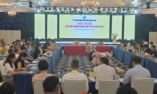 Phó Chủ tịch UBND tỉnh Lạng Sơn Đoàn Thanh Sơn phát biểu tại hội nghị. Ảnh: Duy Chiến