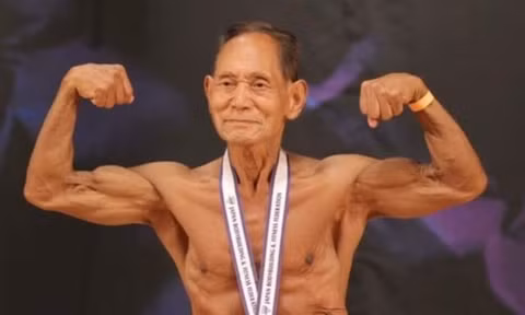 Cụ ông 90 tuổi trở thành nhà vô địch thể hình và triết lý: 'Tôi không muốn thua cuộc trước cuộc đời'