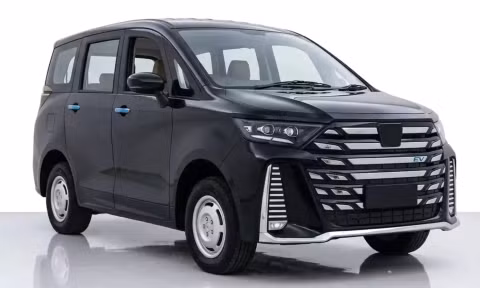 Ô tô điện 'nhái' Toyota Alphard, giá dưới 300 triệu đồng