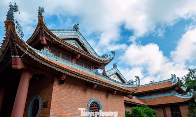 Ngôi đền 600 tuổi thờ 8 vị vua Trần