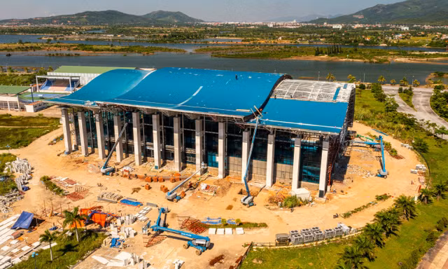 Quảng Ninh 'hồi sinh' Nhà thi đấu dưới nước sau bão Yagi