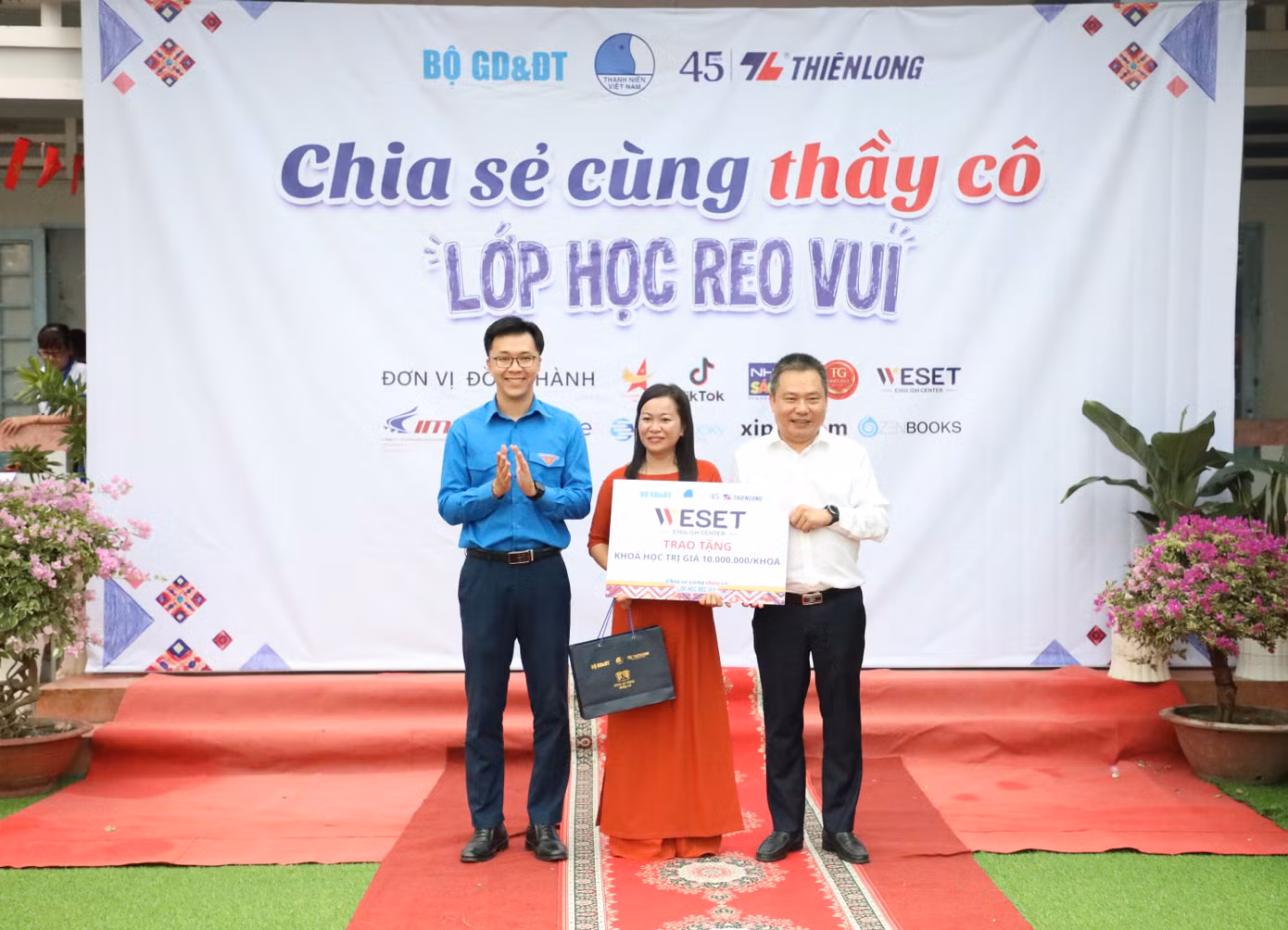 huy14787.jpg