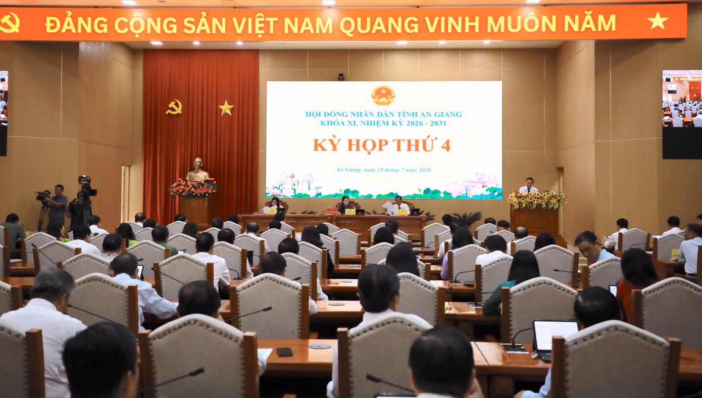 huy10453.jpg