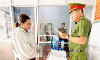 Dùng AI làn giả tin nhắn ngân hàng, lừa hơn 440 triệu đồng