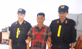 Khởi tố người đàn ông tấn công cán bộ công an ở Đồng Nai