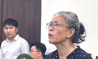 Cựu Chi cục trưởng An toàn vệ sinh thực phẩm khai doanh nghiệp 'tự nguyện' đưa tiền