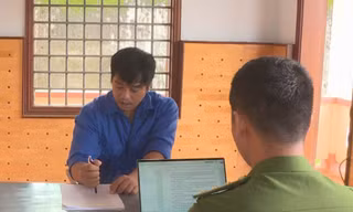 Người đàn ông dùng kéo đâm 2 mẹ con người tình thương vong