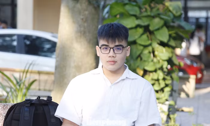 Nam sinh lớp 12 kể phút giây đối đầu “cẩu tặc” cầm mã tấu trả thù. Ảnh: Nguyễn Thắng.
