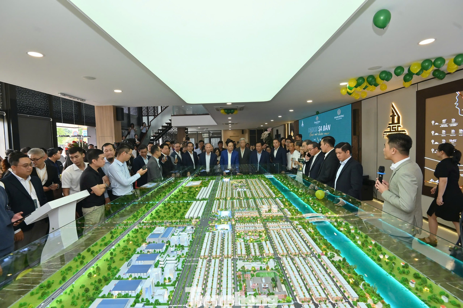 Diễn biến lạ trên thị trường đất nền