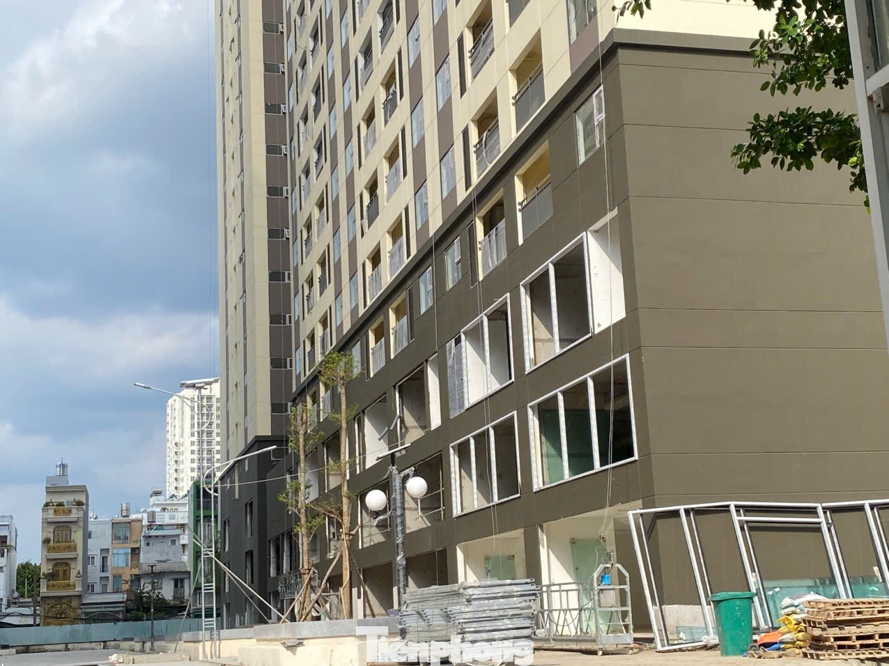 Lý do nhiều ngân hàng tăng lãi suất mua nhà ở xã hội