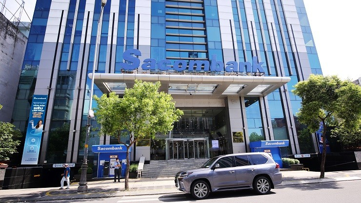 Sacombank khiến cổ đông bất ngờ