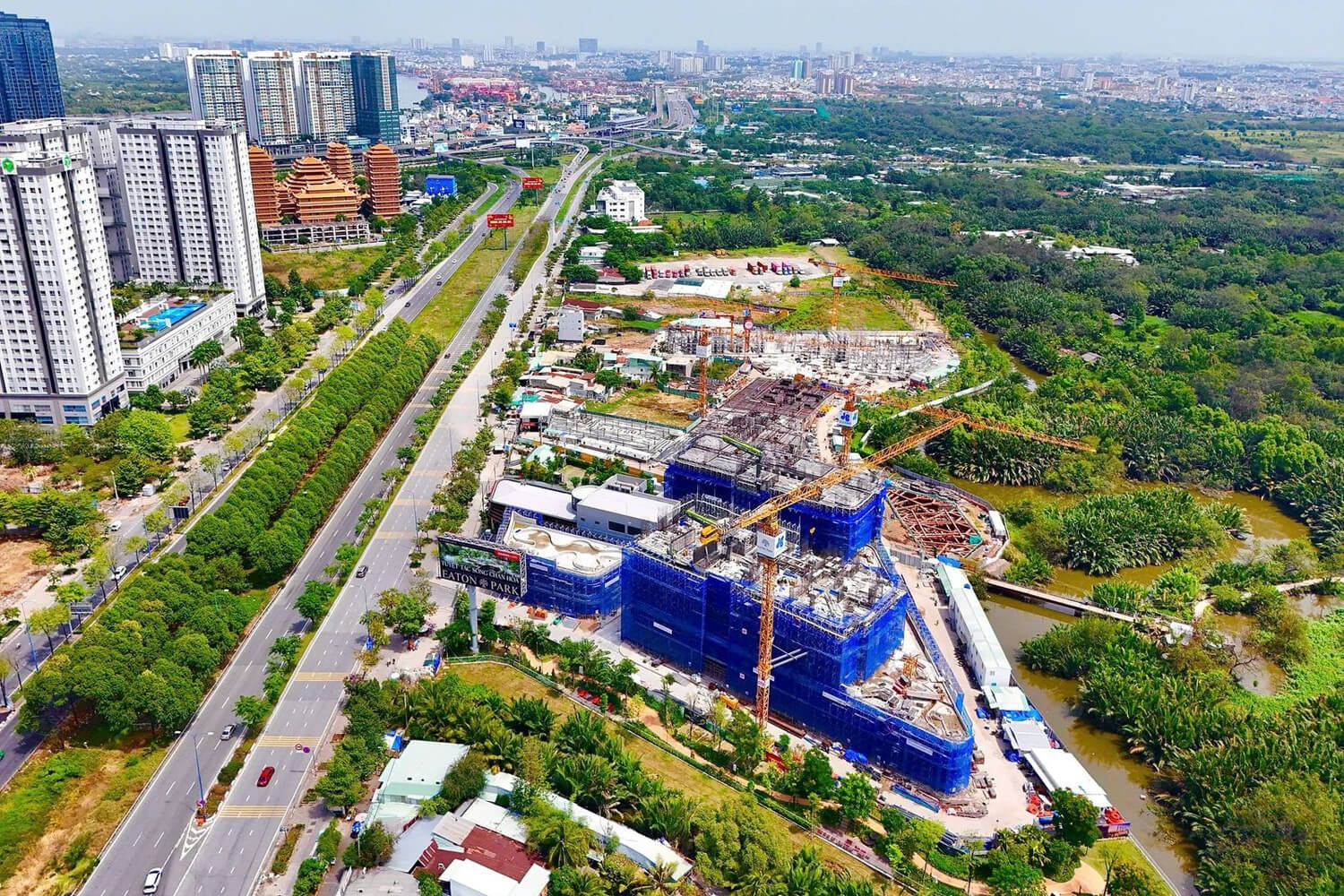 Thêm 5 dự án nhà ở TPHCM được bán cho người nước ngoài