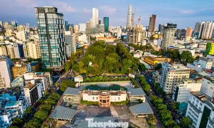 Cận cảnh sân khấu giữa trung tâm TPHCM sắp thành bãi giữ xe metro