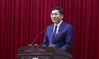 Ông Hoàng Nghĩa Hiếu tái đắc cử Chủ tịch Hội đồng nhân dân tỉnh Nghệ An