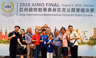 Gia đình có hai con cùng giành Huy chương Bạc AIMO quốc tế 2026