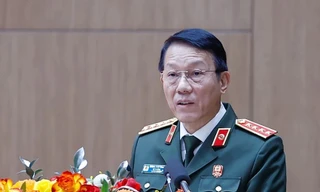 Giới thiệu Bộ trưởng Lương Tam Quang, Thứ trưởng Lê Quốc Hùng ứng cử đại biểu Quốc hội khóa XVI