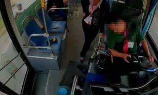 Tài xế xe buýt đột quỵ lúc chở hàng chục hành khách