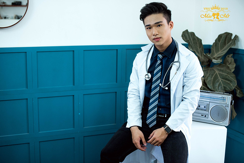 Lộ diện các cặp đôi sinh viên hot nhất ĐHQG Hà Nội