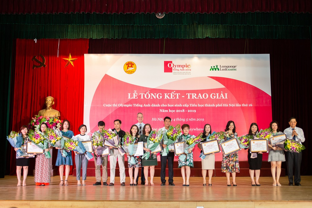 Lễ bế mạc và trao giải cuộc thi Olympic Tiếng Anh Tiểu học HN