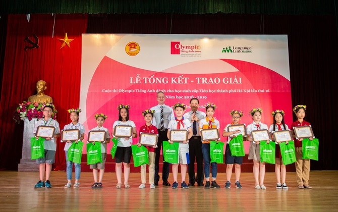 Lễ bế mạc và trao giải cuộc thi Olympic Tiếng Anh Tiểu học HN