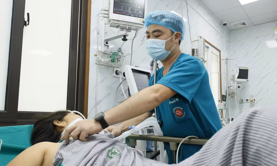 Nắng nóng làm gia tăng số bệnh nhân đột quỵ, tim mạch... 