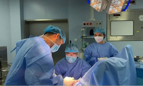 Khi nào trẻ cần can thiệp y khoa để xác định giới tính đúng?