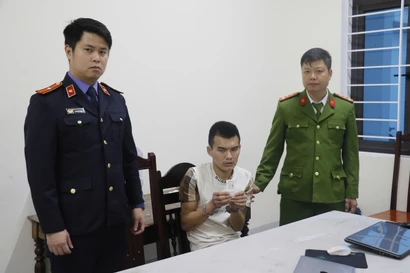 Bắt đối tượng cầm dao xông vào phòng tập thể dục có 3 phụ nữ