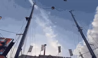 Hãi hùng cảnh tượng người văng lên không trung khoảng 90 mét với tốc độ 160 km/h