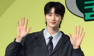 Byeon Woo Seok trở lại ngôi vị dẫn đầu