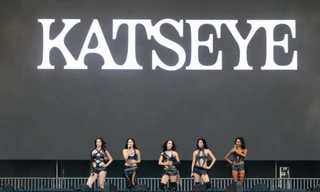 KATSEYE bất ngờ làm điều này trước thềm lễ hội Coachella