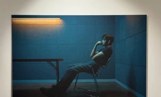 'Gợi cảm' không kém Jennie (BLACKPINK), V (BTS) hút hồn cư dân mạng với 'TYPE 非'