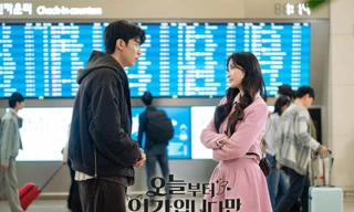 'Nàng hồ ly chín đuôi lập dị' Kim Hye Yoon xuất hiện duyên dáng bên 'cầu thủ bóng đá đẳng cấp thế giới' Lomon