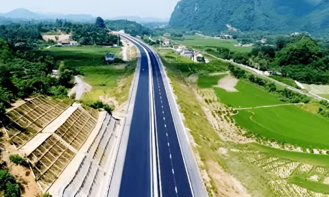 Chốt hạn giải phóng mặt bằng cao tốc Hòa Bình - Mộc Châu 