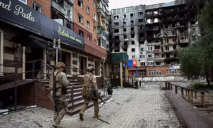 Nga nói quân đội Ukraine ở Pokrovsk và Kupiansk nên đầu hàng để tự cứu mình
