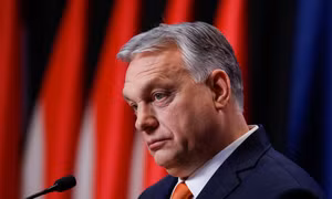Thủ tướng Hungary thúc giục Ukraine từ bỏ ý định gia nhập NATO