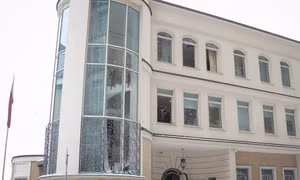 Nga bác bỏ cáo buộc làm hư hại Đại sứ quán Qatar tại Ukraine