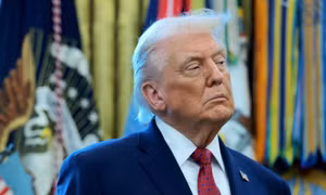 Tổng thống Trump thêm nhiều quốc gia vào danh sách cấm nhập cảnh Mỹ