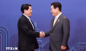 Chủ tịch nước Lương Cường dự tiệc tối chào mừng các nhà lãnh đạo APEC