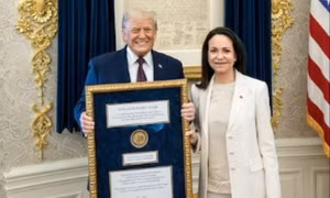 Tổng thống Mỹ lên tiếng sau khi được tặng huy chương Nobel Hòa bình