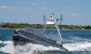 Mỹ lần đầu xác nhận dùng tàu không người lái trong chiến dịch ở Trung Đông