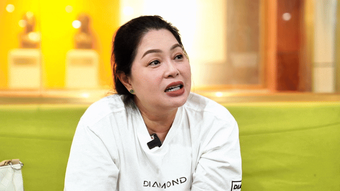 Nghệ sĩ Thanh Tú: 'Nếu hết duyên với nghệ thuật, tôi đi làm giúp việc'