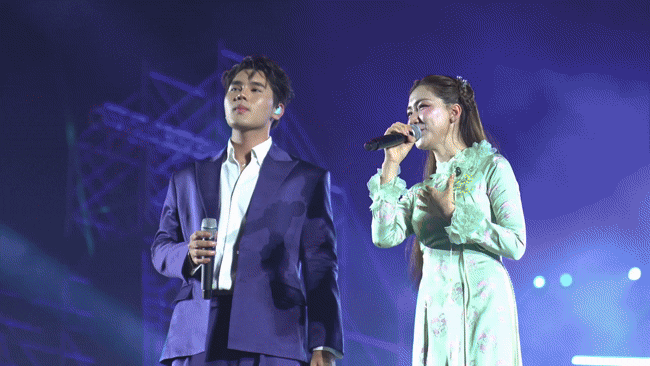 'Tôi đã đi nhiều concert, nhưng Thanh xuân là xứng đáng nhất'