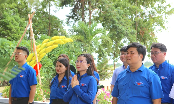 Chuỗi hoạt động tri ân của Trung ương Đoàn trên ‘đất lửa’ Quảng Trị