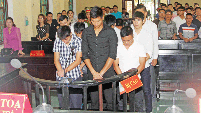 Sau vài lần khoan hồng với các cầu thủ nhúng chàm, lần này VFF quyết làm mạnh tay mong lấy lại niềm tin nơi người hâm mộ. ảnh: VSI