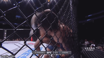 'Chiến binh hoàn hảo' MMA phá kỷ lục bảo vệ đai vô địch