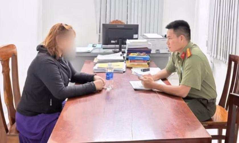 Xúc phạm lực lượng Công an, một phụ nữ bị phạt